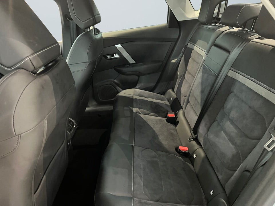 Citroën ë-C4 X 54 Ë-Series 4d