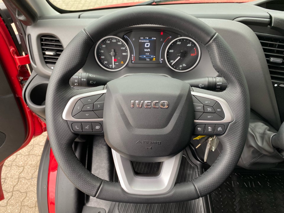 Iveco Daily 3,0 35S18 4100mm Lad AG8