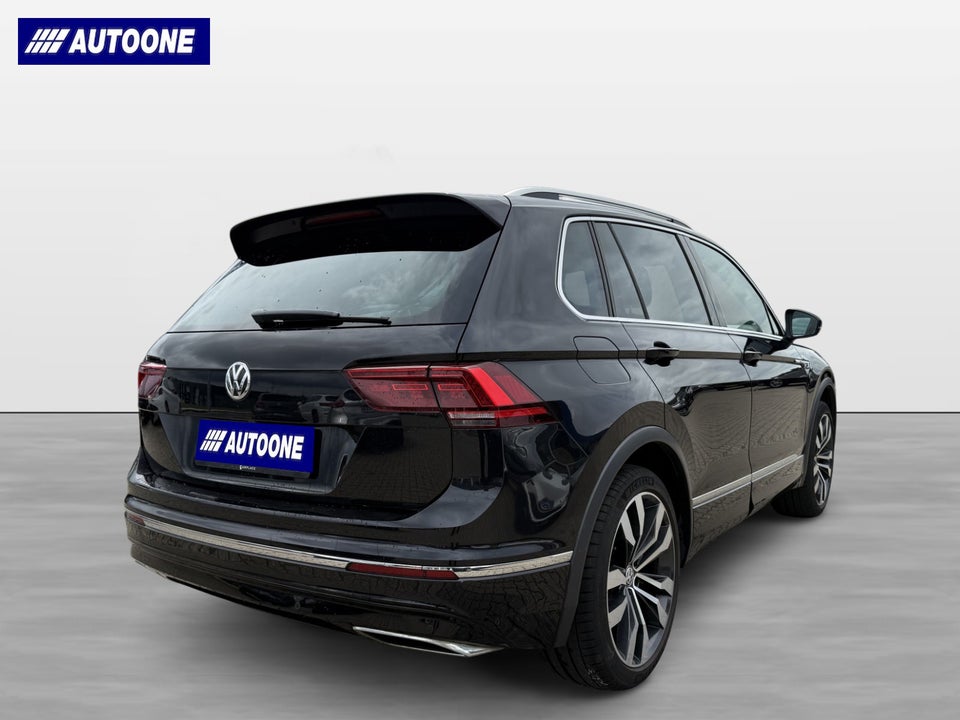 VW Tiguan 2,0 TSi 220 R-line DSG 4Motion 5d