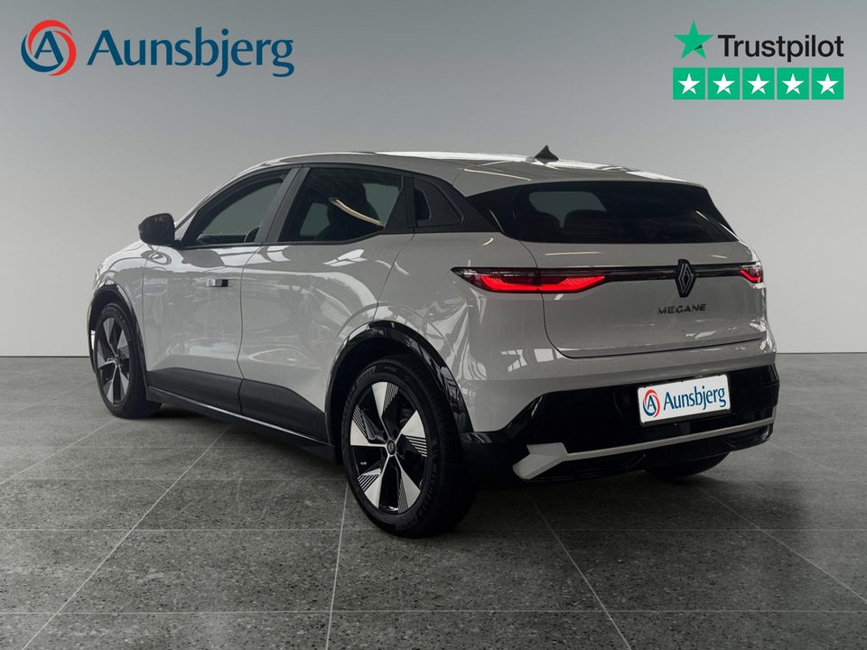 Renault Megane E-Tech 40 Equilibre 5d