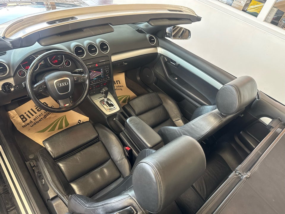 Audi A4 3,0 V6 Cabriolet Multitr. 2d