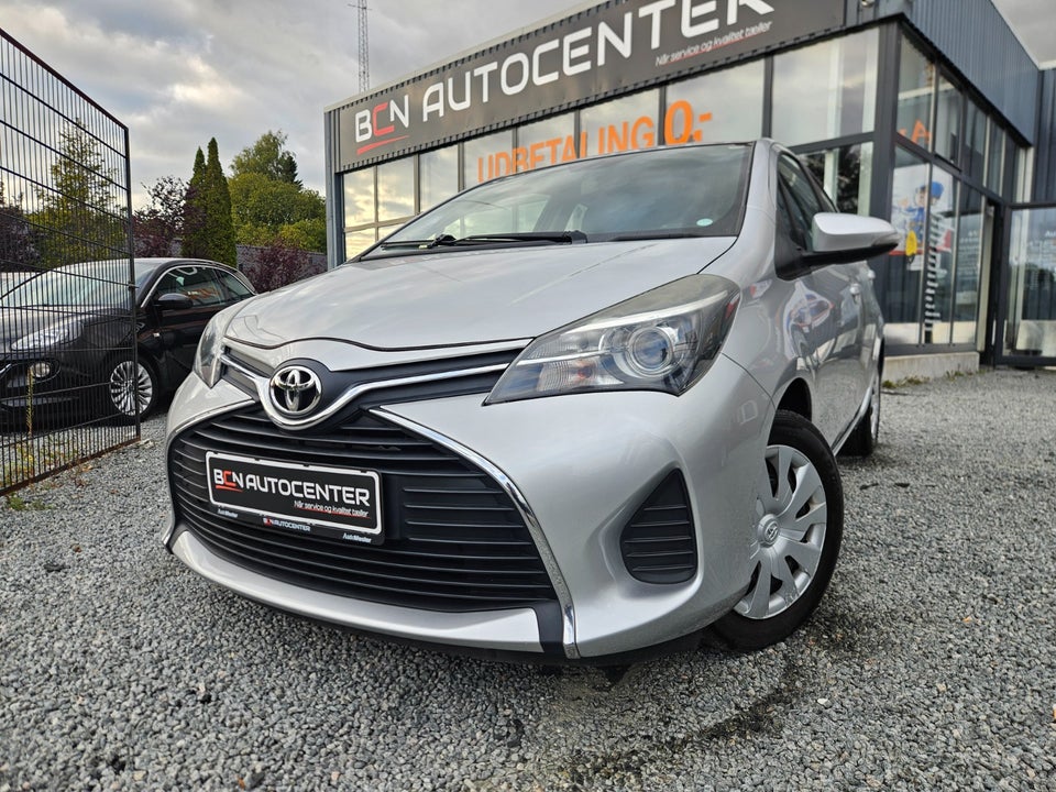 Toyota Yaris 1,0 VVT-i T2 Komfort 5d