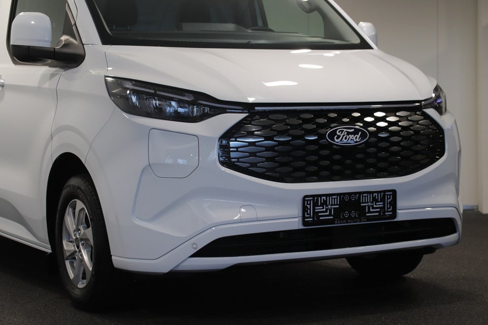 Ford E-Transit Custom 320S 64 Limited