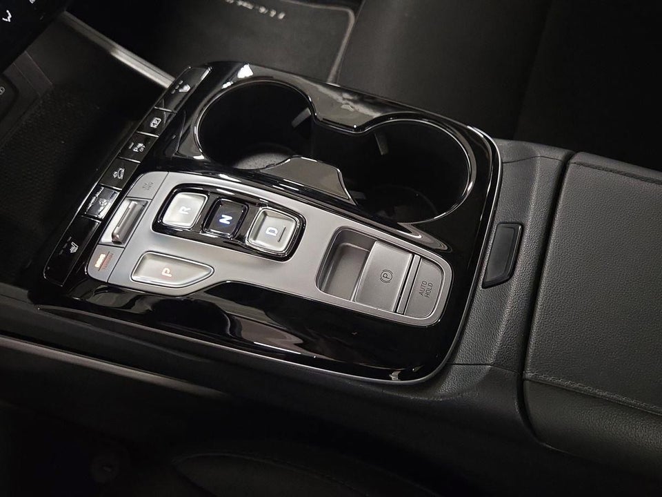 Hyundai Tucson 1,6 PHEV Essential aut. 4WD Van 5d