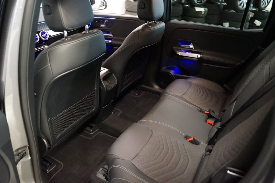 Mercedes EQB300 Progressive 4Matic 5d