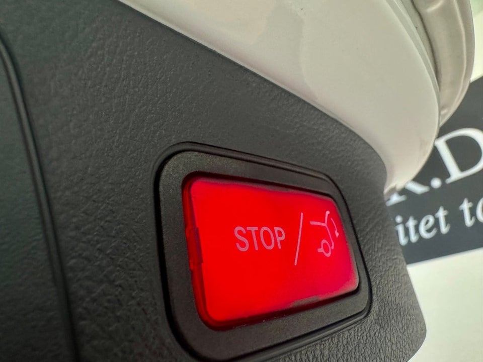 Mercedes EQA300 Progressive 4Matic 5d