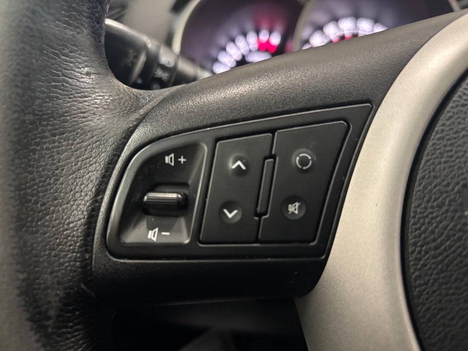 Kia Venga 1,4 CVVT Exclusive Fashion 5d