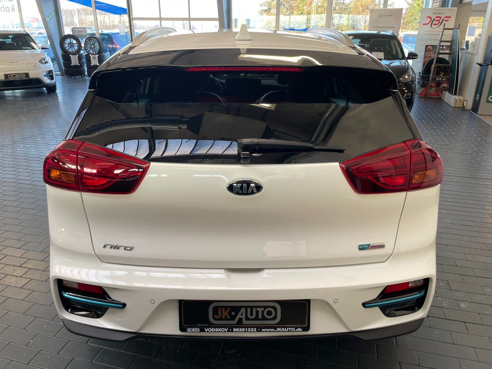 Kia e-Niro 64 Premium 5d