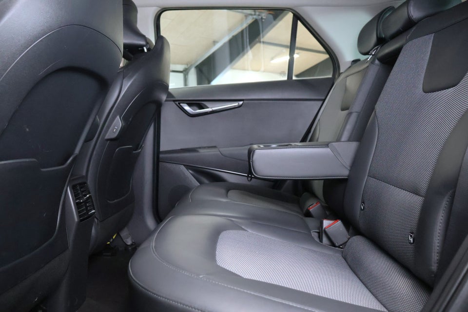 Kia Niro 64 EV Upgrade 5d