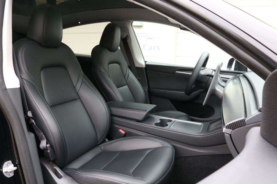 Tesla Model Y RWD 5d