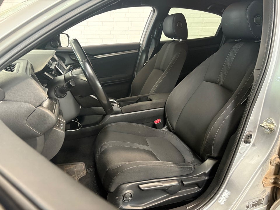 Honda Civic 1,5 VTEC Turbo Sport 5d