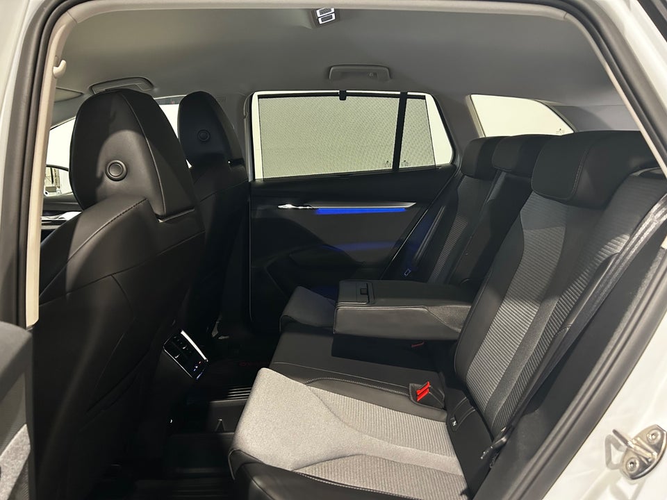 Skoda Enyaq 80 iV Premium Loft 5d