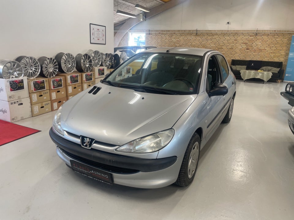 Peugeot 206 1,4 XR aut. 5d