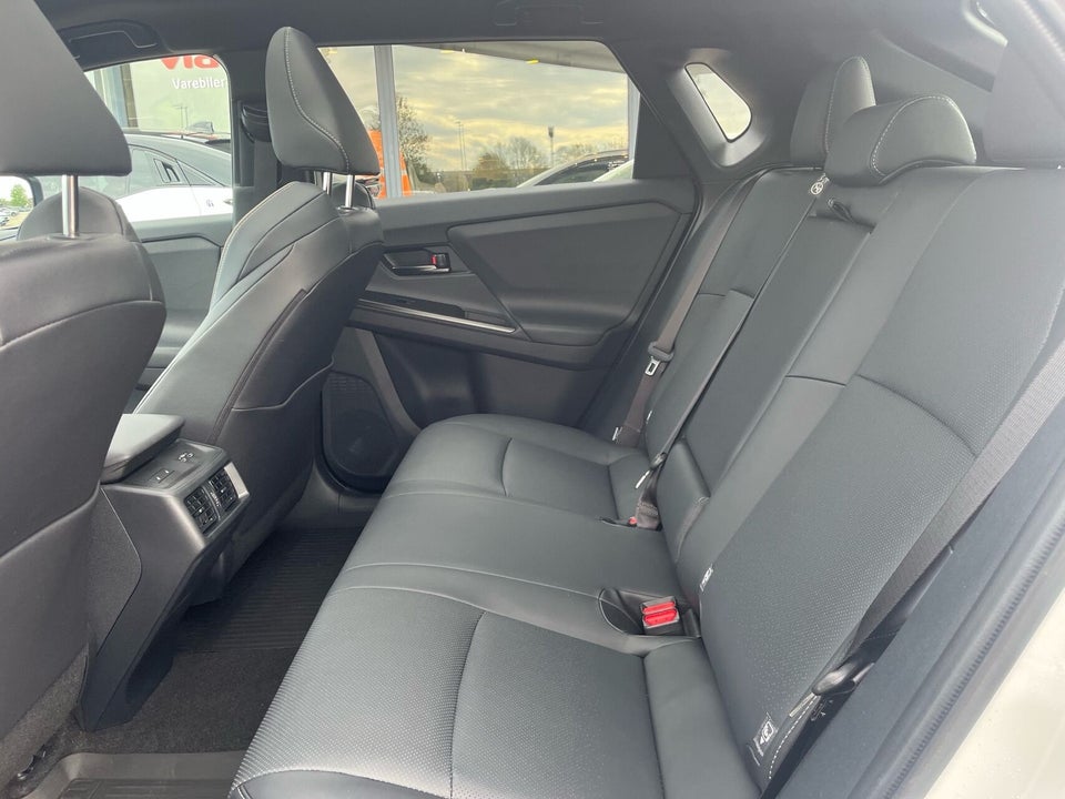 Toyota bZ4X 73 Executive AWD 5d