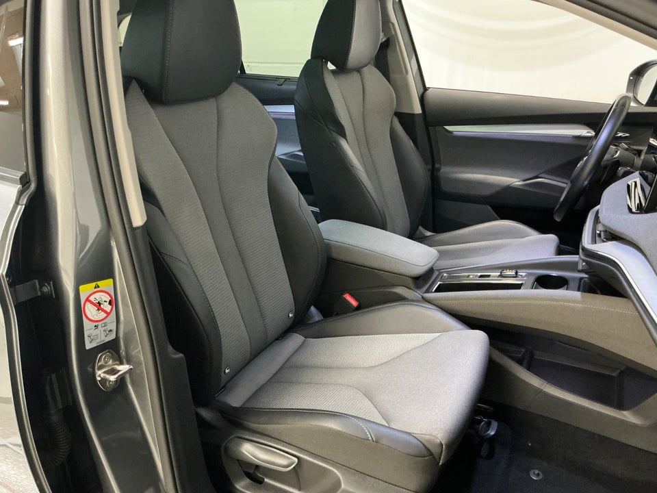 Skoda Enyaq 60 iV Loft 5d