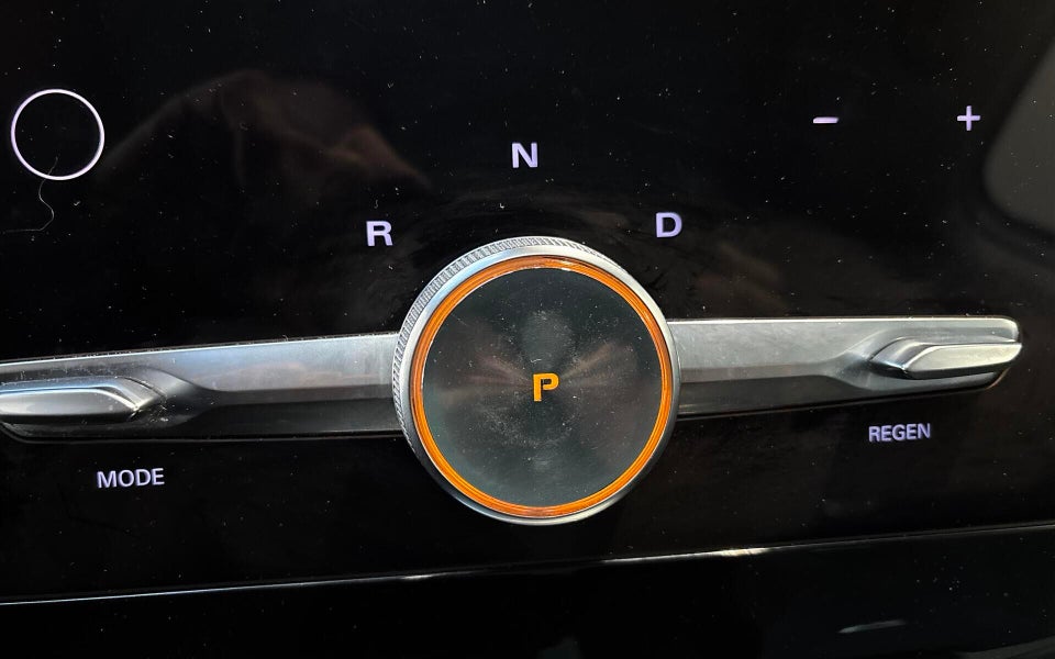 MG Marvel R Luxury 5d