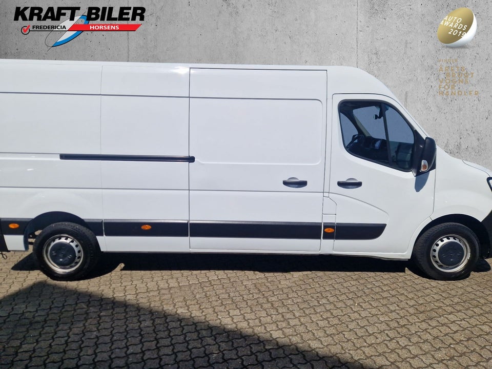 Renault Master IV T35 2,3 dCi 135 L3H2 Kassevogn