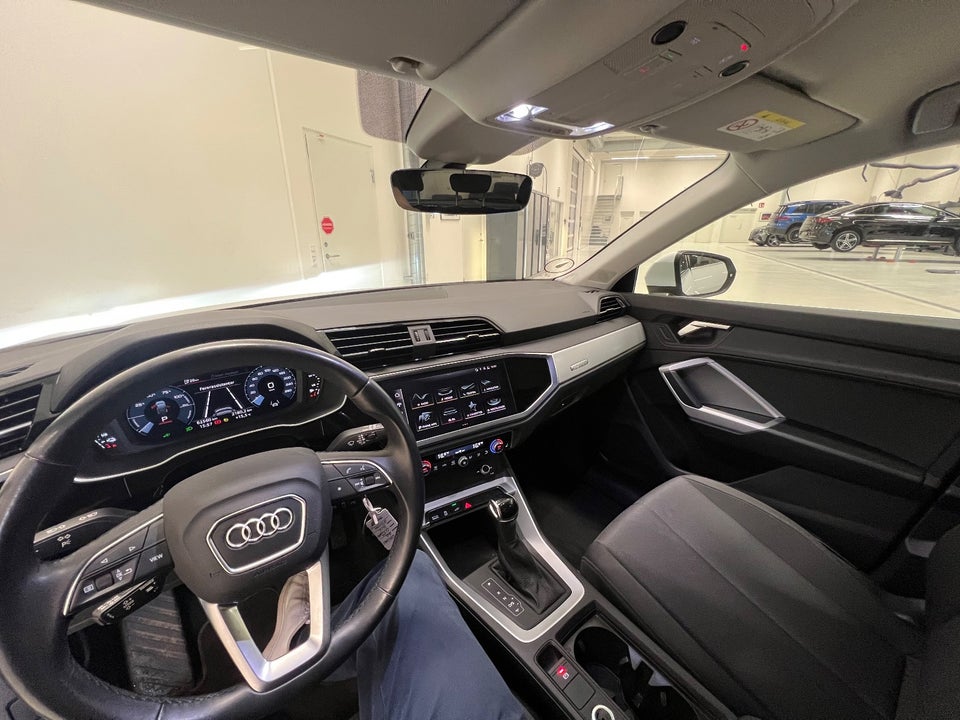 Audi Q3 45 TFSi e Attitude plus Sportback S-tr. 5d