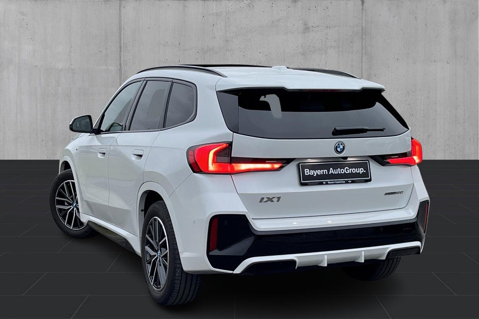 BMW iX1 eDrive20 Fully Charged M-Sport 5d