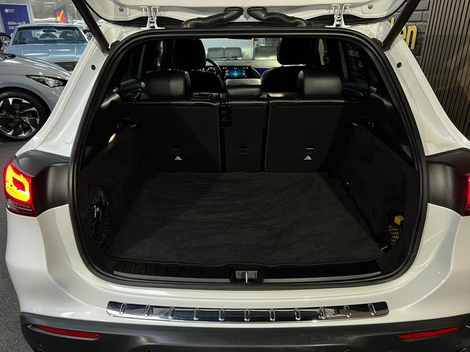 Mercedes EQA250 Progressive 5d