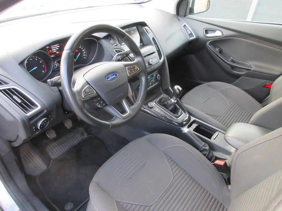 Ford Focus 1,0 SCTi 125 Titanium stc. 5d