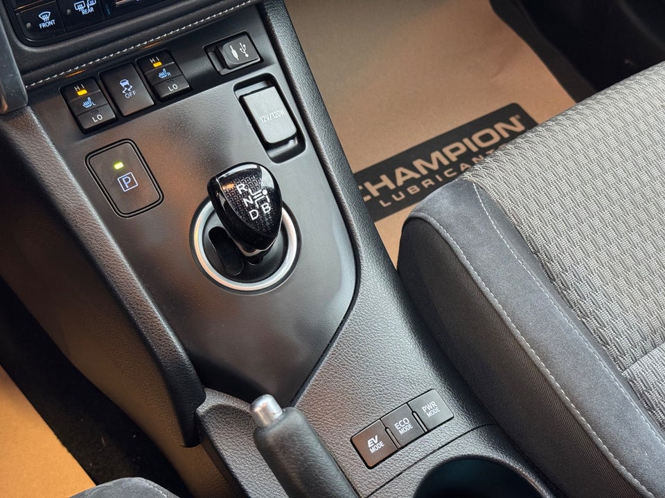 Toyota Auris 1,8 Hybrid H2 Style Touring Sports CVT 5d