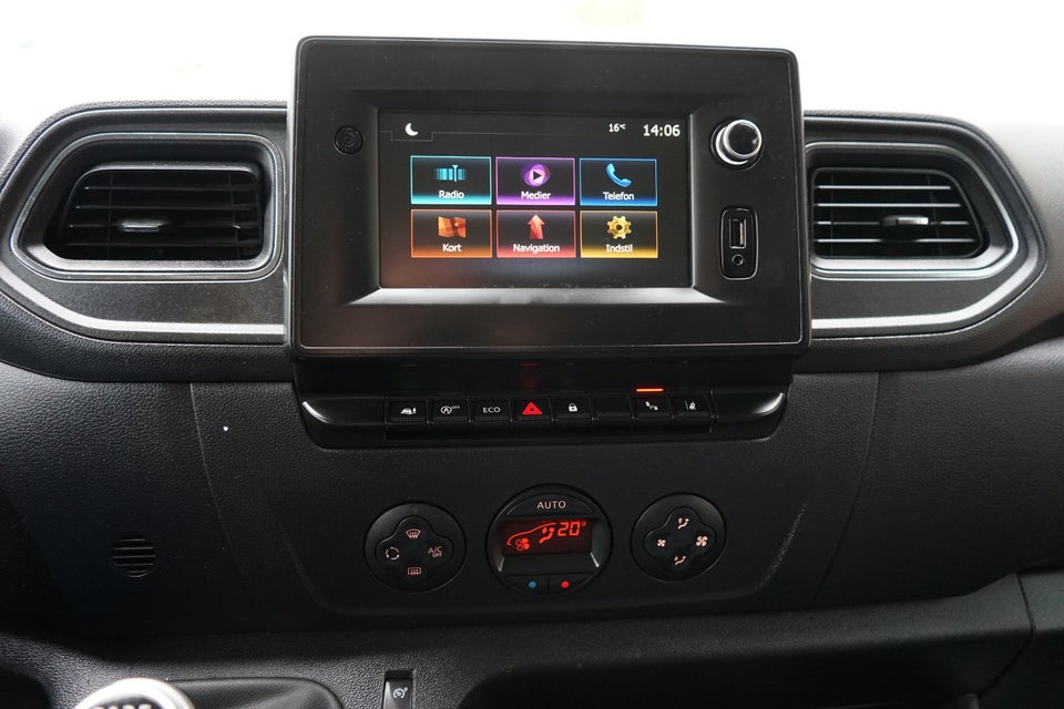 Nissan NV400 2,3 dCi 150 L2H2 Kassevogn