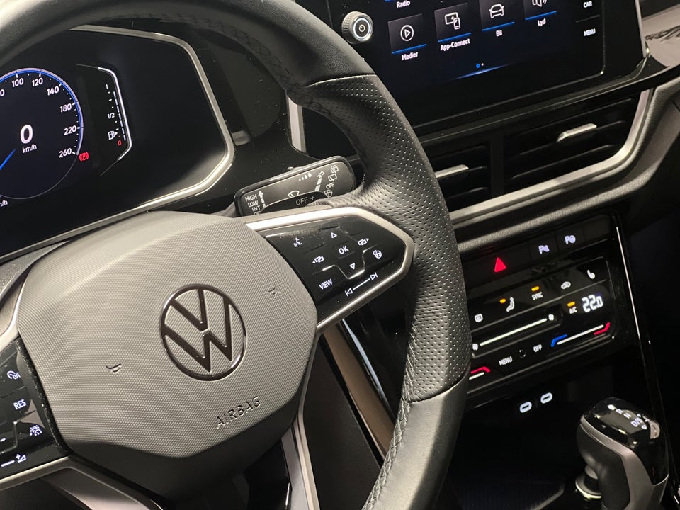 VW T-Roc 1,5 TSi 150 R-line+ DSG 5d