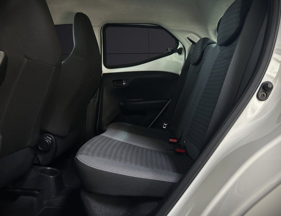 Toyota Aygo 1,0 VVT-i x-cellence 5d