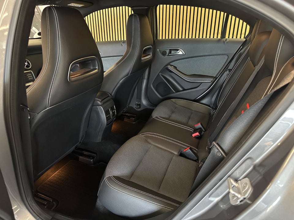 Mercedes A200 1,6 AMG Line aut. 5d