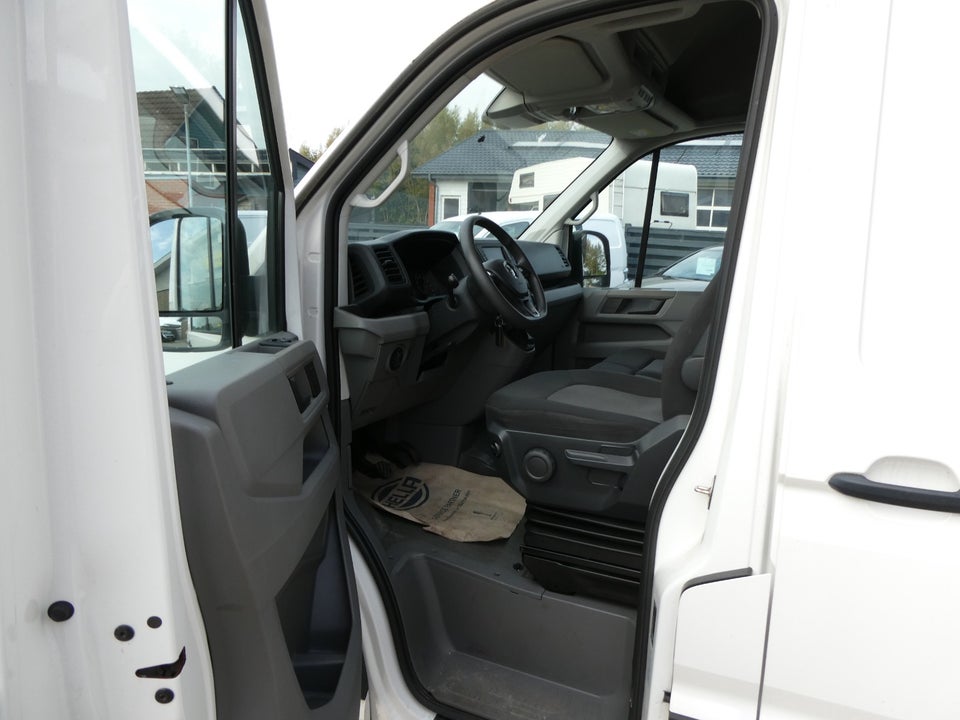 VW Crafter 35 2,0 TDi 177 Kassevogn L4H3