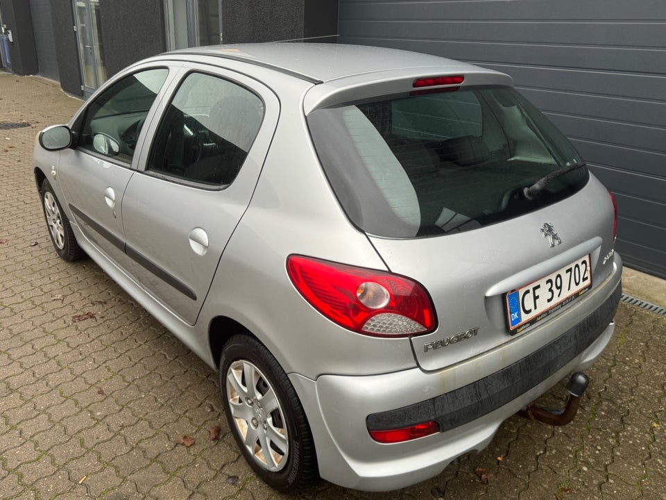 Peugeot 206+ 1,4 HDi 70 Comfort 5d