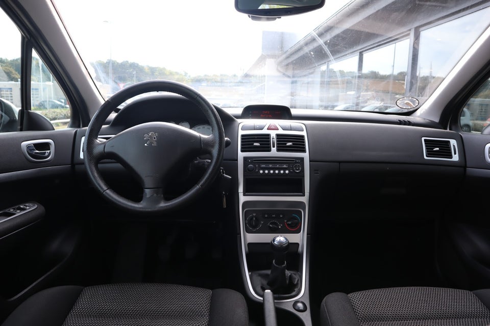 Peugeot 307 1,6 Edition stc. 5d