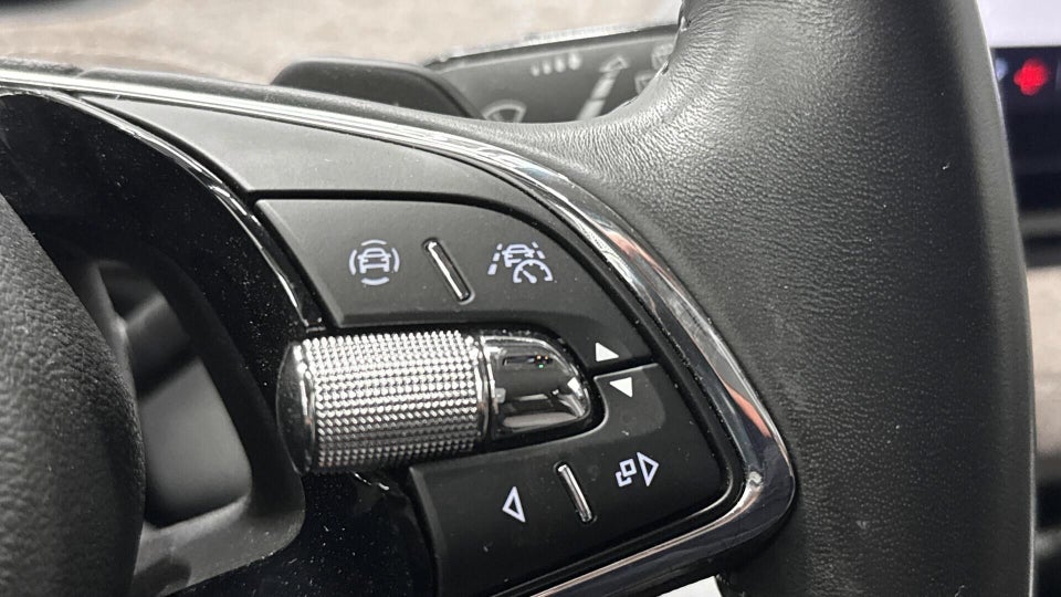 Skoda Enyaq 60 iV Selection Lodge 5d