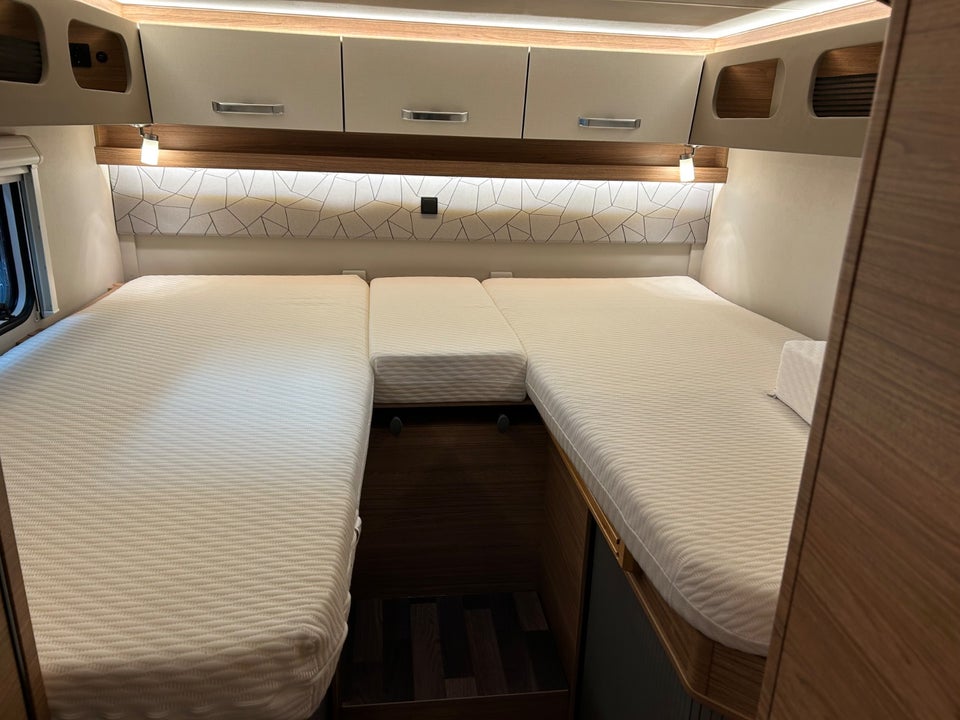 Mercedes Weinsberg 2,0 Cara Compact Suite 640 Pepper Edition aut. 2d