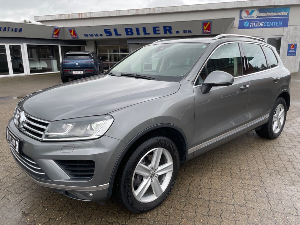 VW Touareg 3,0 V6 TDi 262 R-line Tiptr. 4Motion Van 5d