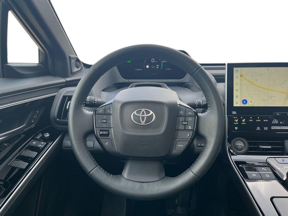 Toyota bZ4X Executive 5d