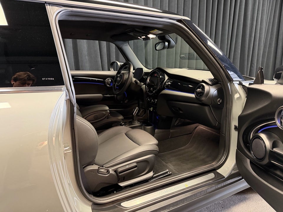 MINI Cooper SE Edition Premium 3d