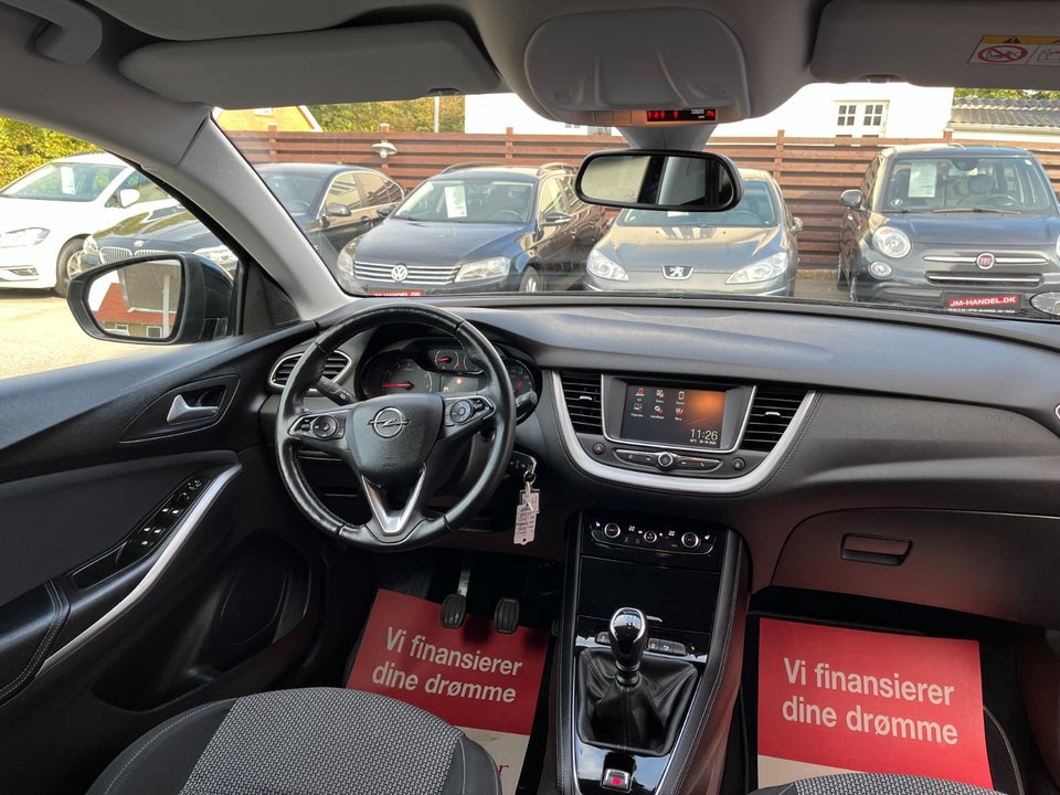 Opel Grandland X 1,5 CDTi 130 Enjoy 5d