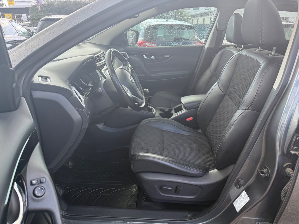 Nissan Qashqai 1,2 Dig-T 115 Tekna 5d