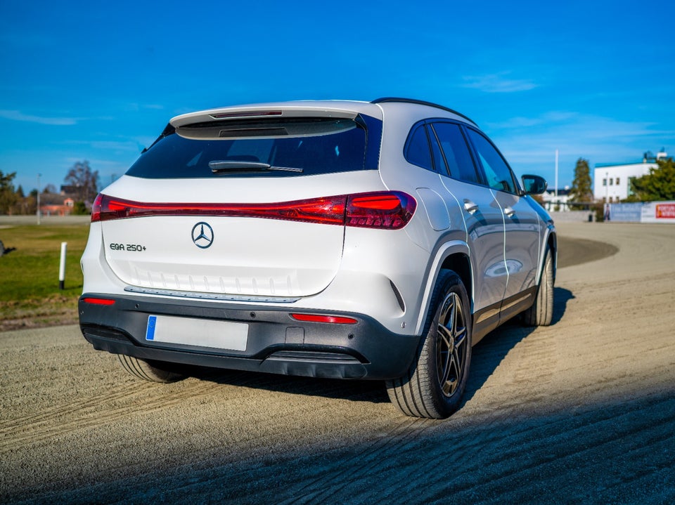 Mercedes EQA250+ AMG Line 5d