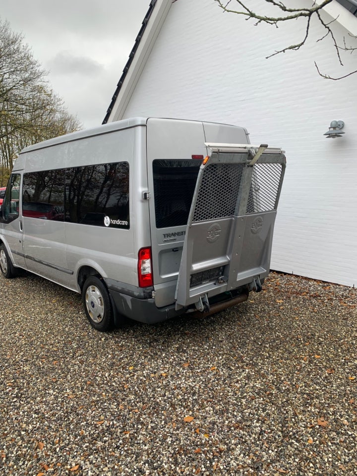 Ford Transit 300M Kombi 2,2 TDCi 125 FWD 4d