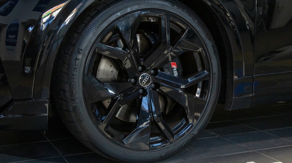 Audi RS Q8 4,0 TFSi quattro Tiptr. Van 5d