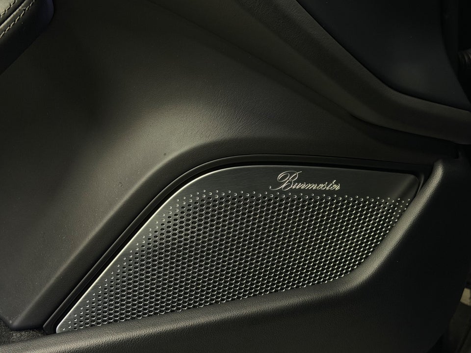 Porsche Taycan Turbo Performance+ 4d