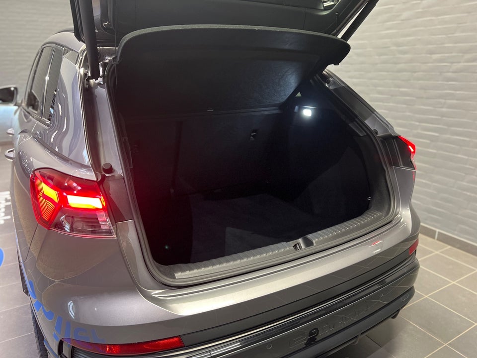 Audi Q4 e-tron 45 S-line 5d