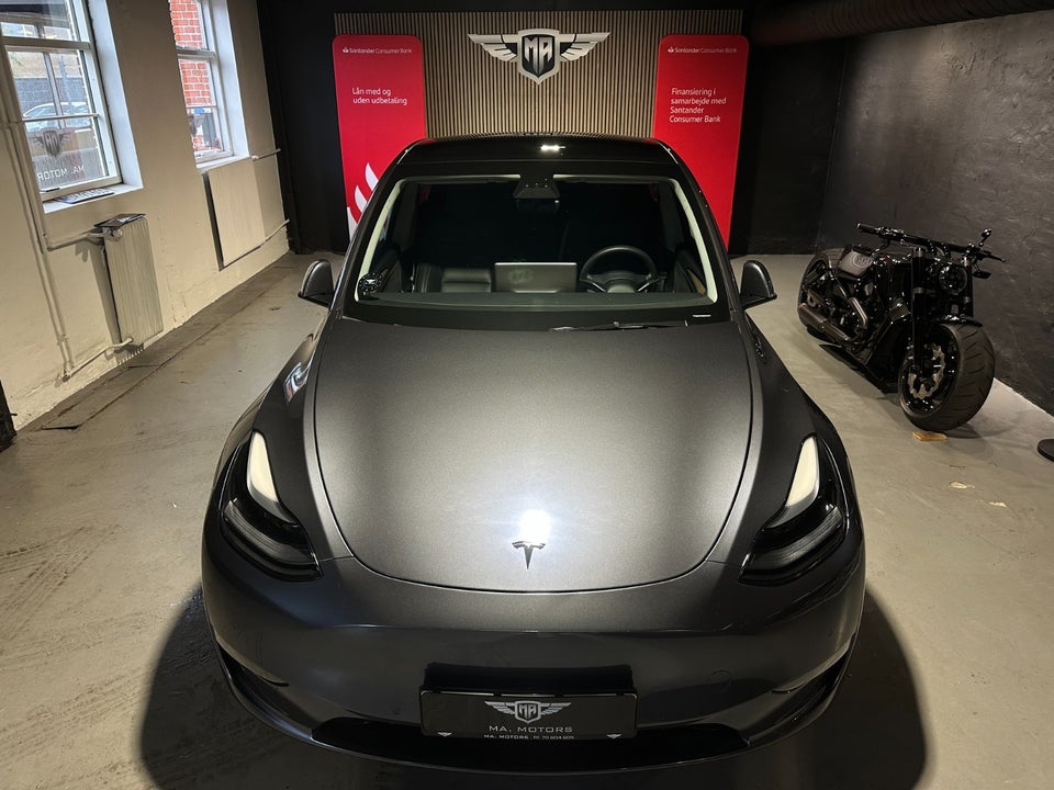 Tesla Model Y Long Range AWD 5d