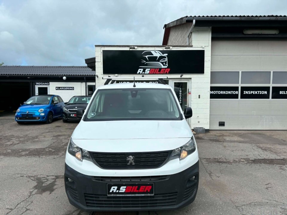 Peugeot Partner 1,5 BlueHDi 100 L1V1 Plus Van