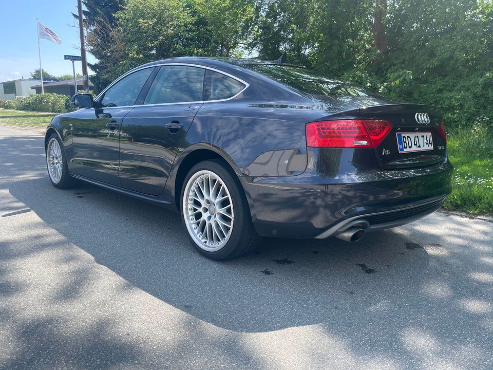 Audi A5 1,8 TFSi 144 S-line Sportback Multitr. 5d