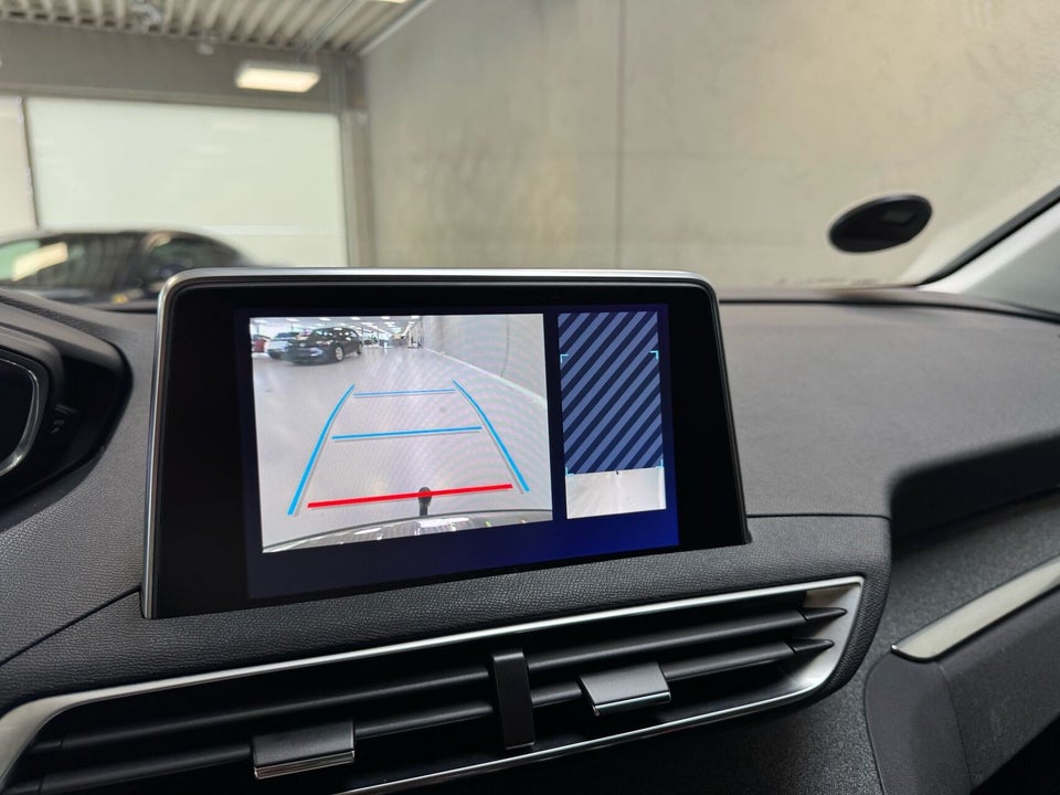 Peugeot 5008 1,6 e-THP 165 Allure EAT6 7prs 5d