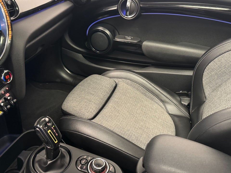 MINI Cooper SE Camden Edition 3d